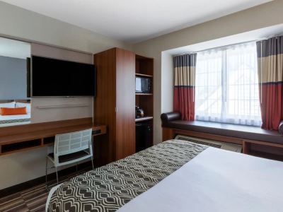 bedroom 1 - hotel microtel inn sunbury/columbus i-71n - sunbury, united states of america