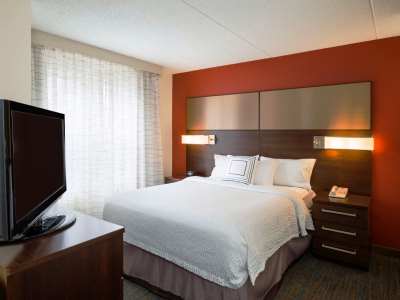 bedroom 1 - hotel residence inn boston framingham - framingham, united states of america