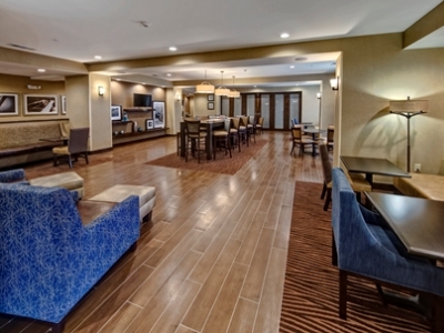 lobby 1 - hotel hampton inn indianola - indianola, united states of america