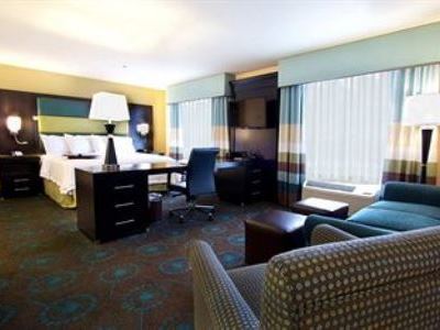 bedroom - hotel hampton inn and suites salt lake city - farmington, utah, united states of america