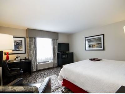 bedroom - hotel hampton inn and suites dupont - dupont, united states of america