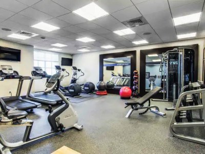 gym - hotel hampton inn and suites clearwater beach - clearwater beach, united states of america