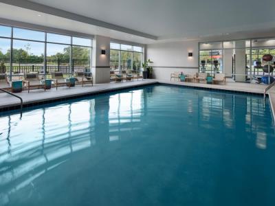 indoor pool - hotel hampton inn n suites teaneck glenpointe - teaneck, united states of america