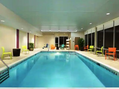indoor pool - hotel home2 suites by hilton saratoga malta - malta, united states of america