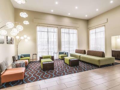 lobby 1 - hotel la quinta inn suites knoxville papermill - knoxville, tennessee, united states of america