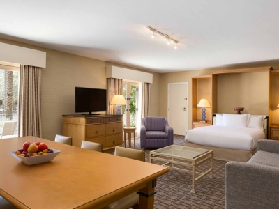 bedroom 2 - hotel hilton scottsdale resort and villas - scottsdale, united states of america