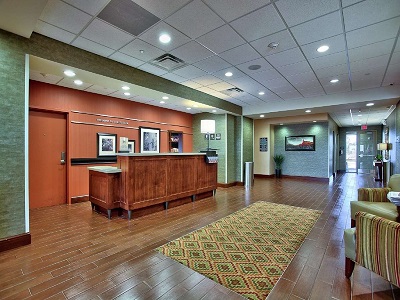 lobby - hotel hampton inn and suites at talking stick - scottsdale, united states of america
