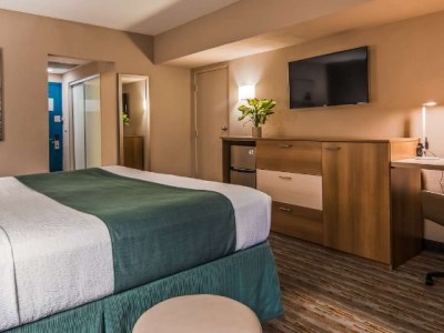 bedroom 1 - hotel best western plus atlantic beach resort - miami beach, united states of america