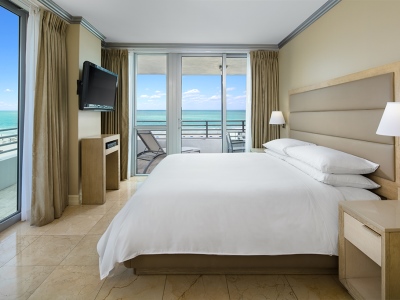 bedroom 3 - hotel hilton bentley - miami beach, united states of america