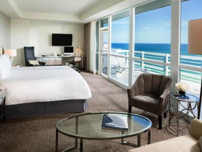 bedroom 2 - hotel fontainebleau - miami beach, united states of america