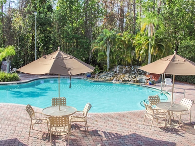 outdoor pool - hotel parkway international resort - kissimmee, united states of america