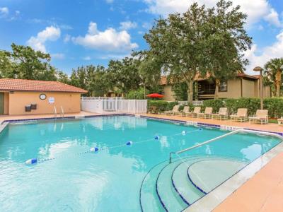 outdoor pool 1 - hotel alhambra villas - kissimmee, united states of america