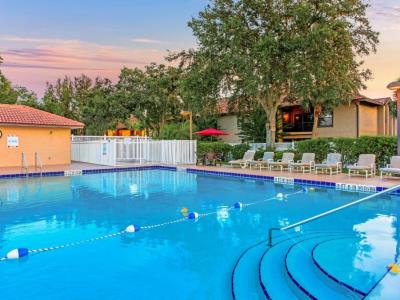 outdoor pool 2 - hotel alhambra villas - kissimmee, united states of america