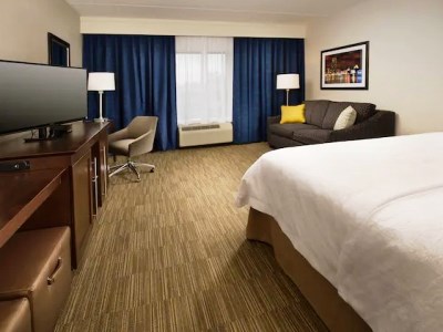 bedroom - hotel hampton inn suites baltimore/woodlawn - baltimore, united states of america