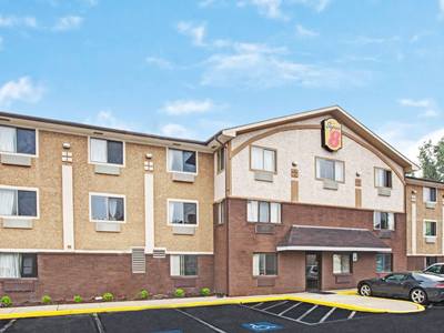 exterior view - hotel super 8 by wyndham baltimore/essex area - baltimore, united states of america