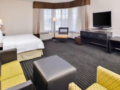 bedroom 1 - hotel hampton inn and suites sfo airport south - burlingame, united states of america