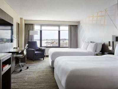 bedroom 1 - hotel san francisco arpt marriott waterfront - burlingame, united states of america