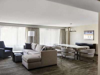 suite 2 - hotel san francisco arpt marriott waterfront - burlingame, united states of america