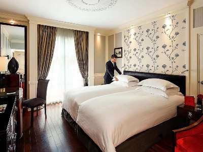 bedroom 2 - hotel sofitel legend metropole - hanoi, vietnam