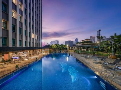 outdoor pool - hotel fortuna hotel hanoi - hanoi, vietnam