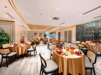 restaurant - hotel dolce by wyndham hanoi golden lake - hanoi, vietnam