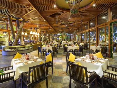 restaurant - hotel amiana resort nha trang - nha trang, vietnam