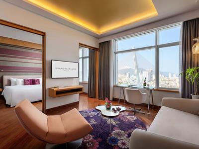 suite - hotel grand mercure danang - danang, vietnam