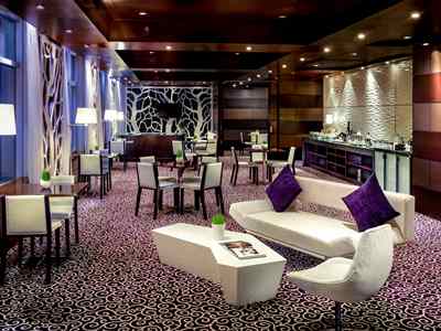 bar - hotel grand mercure danang - danang, vietnam