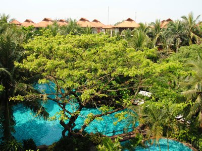 outdoor pool 1 - hotel furama resort - danang, vietnam