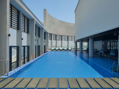 outdoor pool - hotel four points by sheraton danang - danang, vietnam
