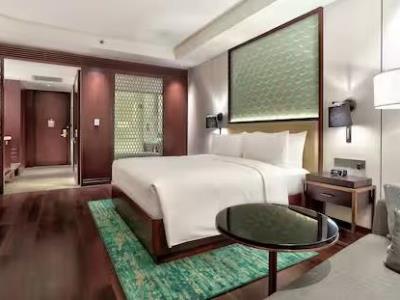 bedroom - hotel hilton da nang - danang, vietnam