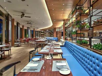 restaurant - hotel hilton da nang - danang, vietnam