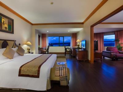 bedroom 1 - hotel halong plaza - ha long, vietnam
