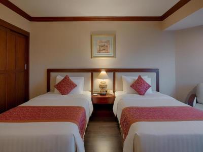 bedroom 4 - hotel halong plaza - ha long, vietnam