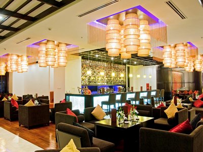bar - hotel novotel ha long bay - ha long, vietnam