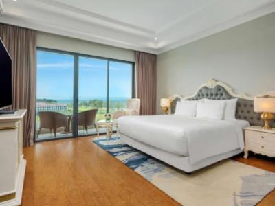 deluxe room - hotel radisson blu resort phu quoc - phu quoc, vietnam