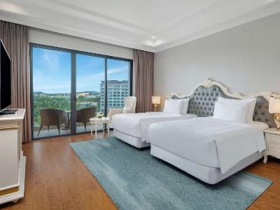 deluxe room 1 - hotel radisson blu resort phu quoc - phu quoc, vietnam
