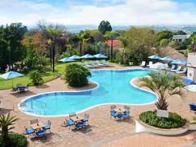 outdoor pool - hotel hilton sandton - johannesburg, south africa